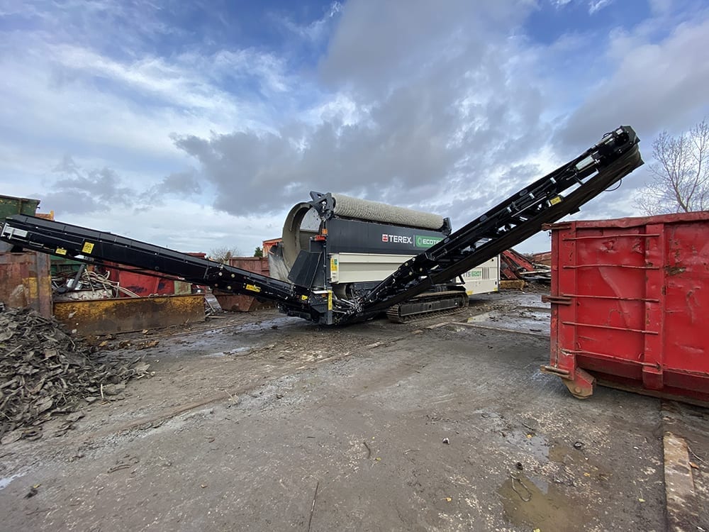 Terex Ecotec 620T tracked trommel screener