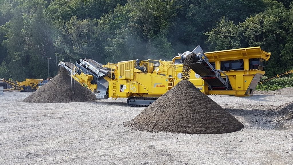Keestrack R6 track mounted mobile impact crusher