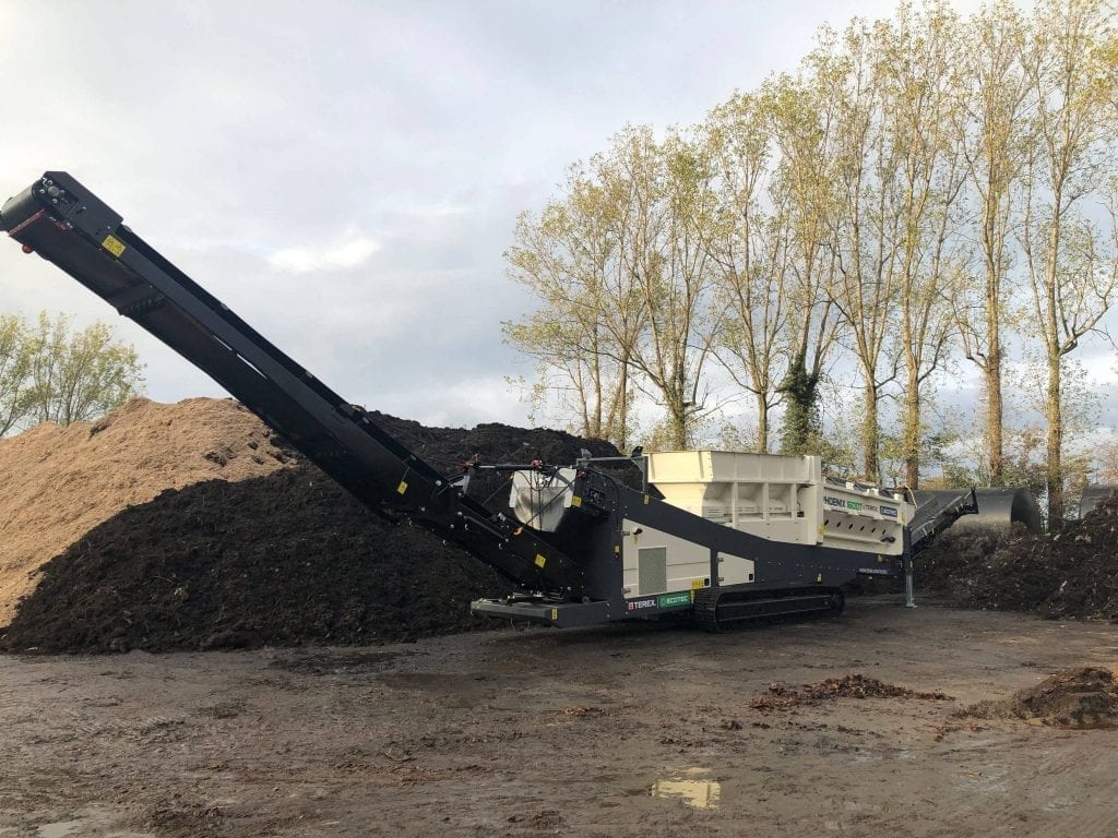 Phoenix 1600T Tracked Trommel Screener