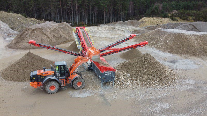 Sandvik QA452 finishing screener.