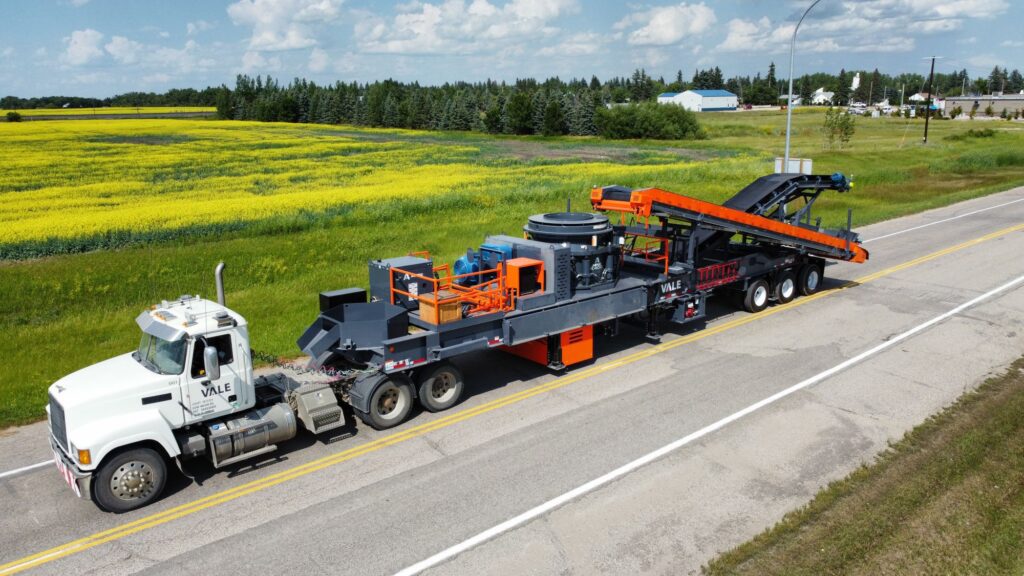 Astec K400 Cone Crusher with In and Out Conveyors.