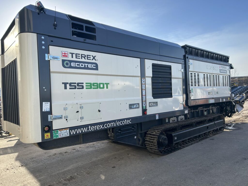 Ecotec 390T slow speed shredder